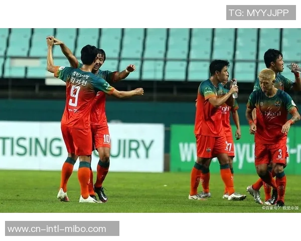 韩足总联赛精彩对决水原三星迎战济州联队争夺胜利